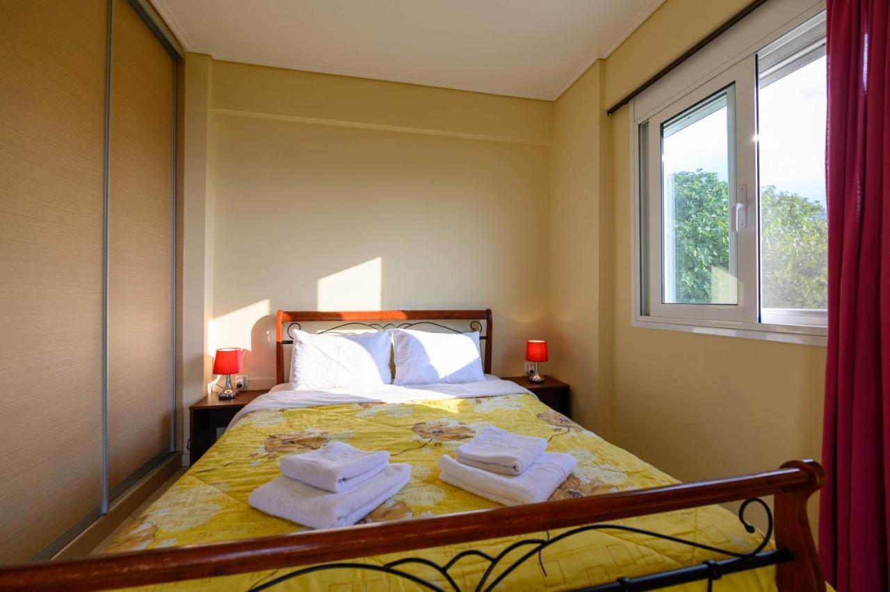 Semiramis Suites With Pool Kalamata Exteriér fotografie